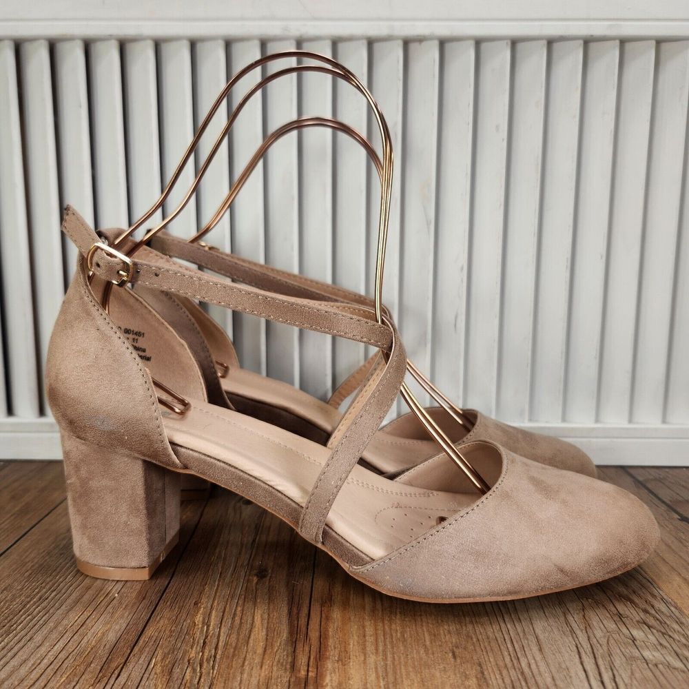 Journee Collection Tru Comfort Foam Heels Women's 11 Beige Strappy Pumps Classy